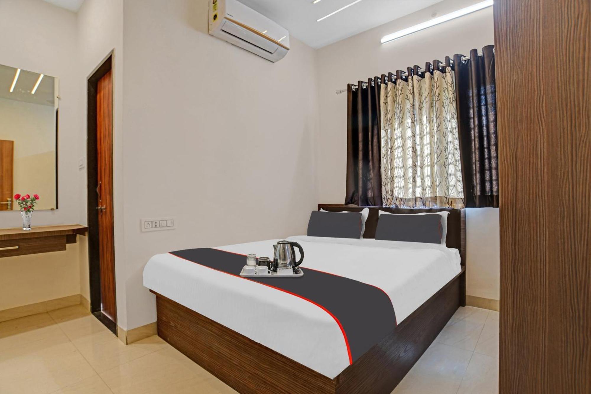Hotel Collection O Riddhi Siddhi Indore Exterior foto